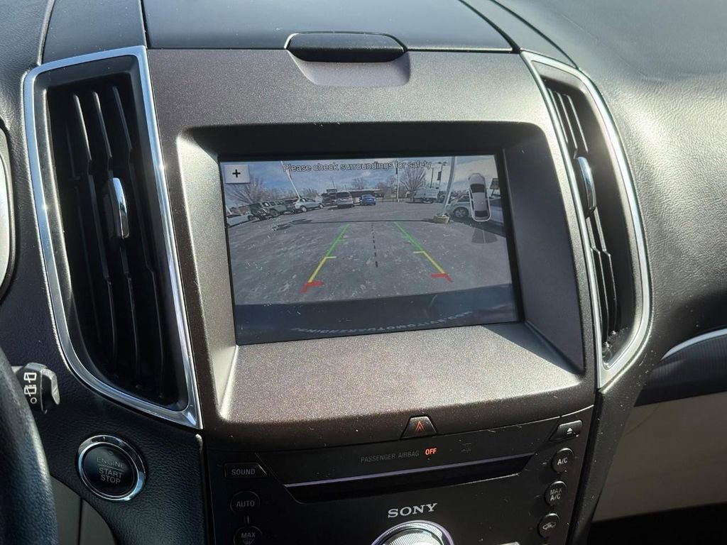 Used 2017 Ford Edge Titanium w/ Technology Package image 26