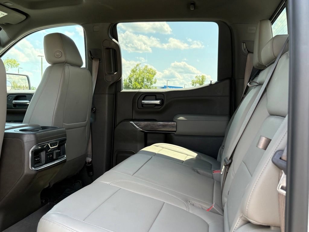 Used 2019 Chevrolet Silverado 1500 LTZ w/ LTZ Convenience Package AWD/4WD image 22