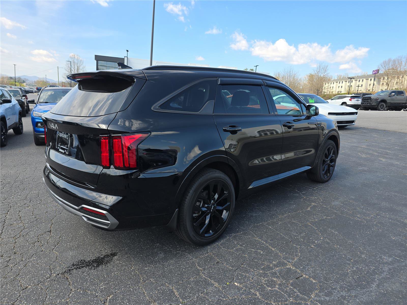 Used 2023 Kia Sorento SX FWD image 3