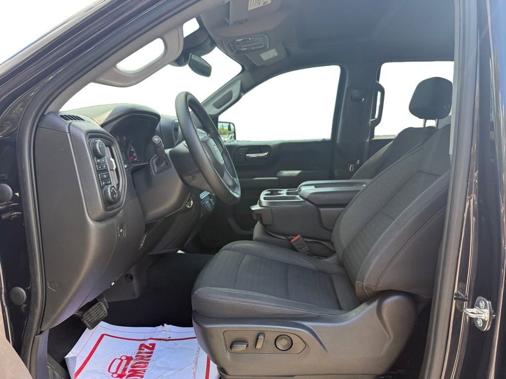 Used 2023 Chevrolet Silverado 1500 Custom image 9