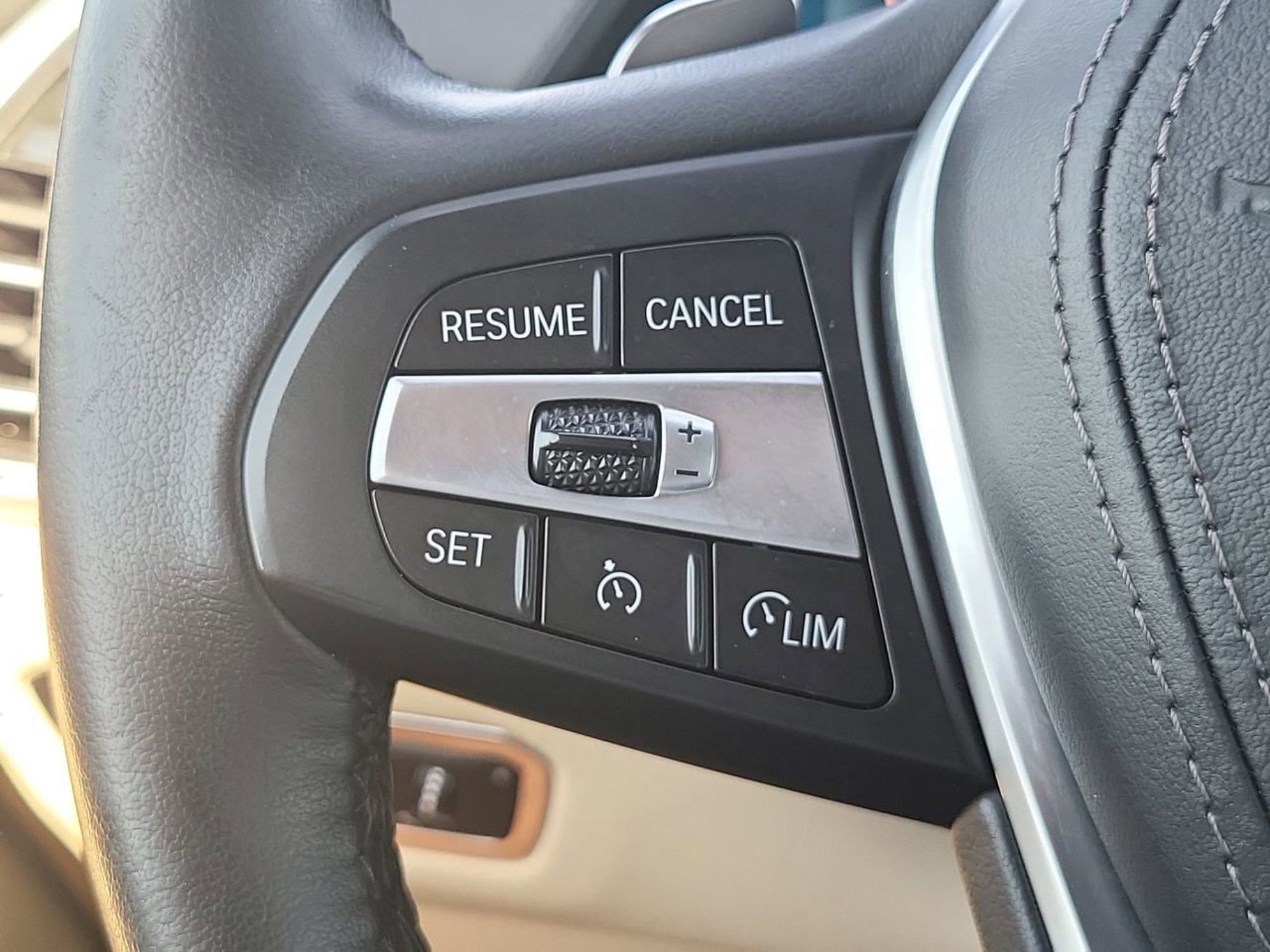 Used 2021 BMW X5 xDrive40i w/ Convenience Package image 19