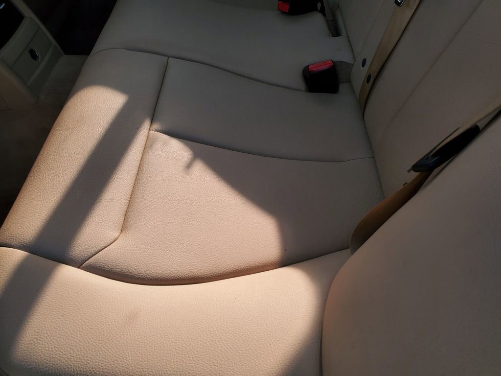 Used 2016 BMW 320i Sedan image 10