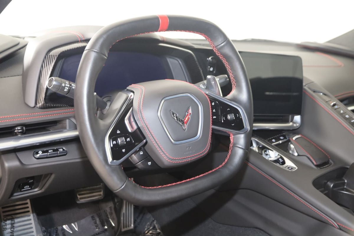 Used 2021 Chevrolet Corvette Stingray Premium Cpe w/ Z51 Performance Package RWD image 7