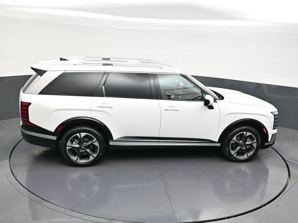 Used 2026 Hyundai Palisade Limited FWD image 21