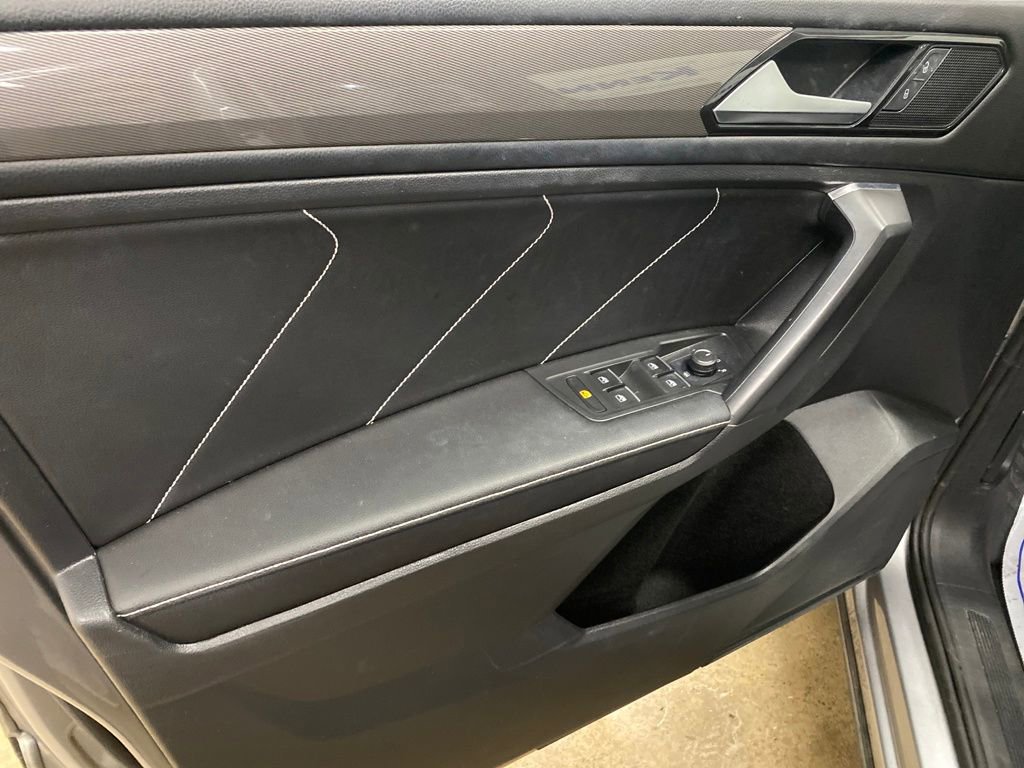 Used 2023 Volkswagen Tiguan SE image 10