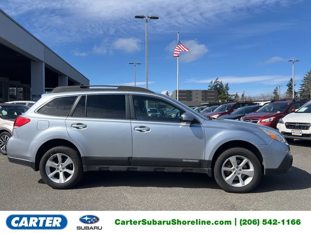 Used 2013 Subaru Outback 3.6R Limited w/ Popular Pkg 1B image 1