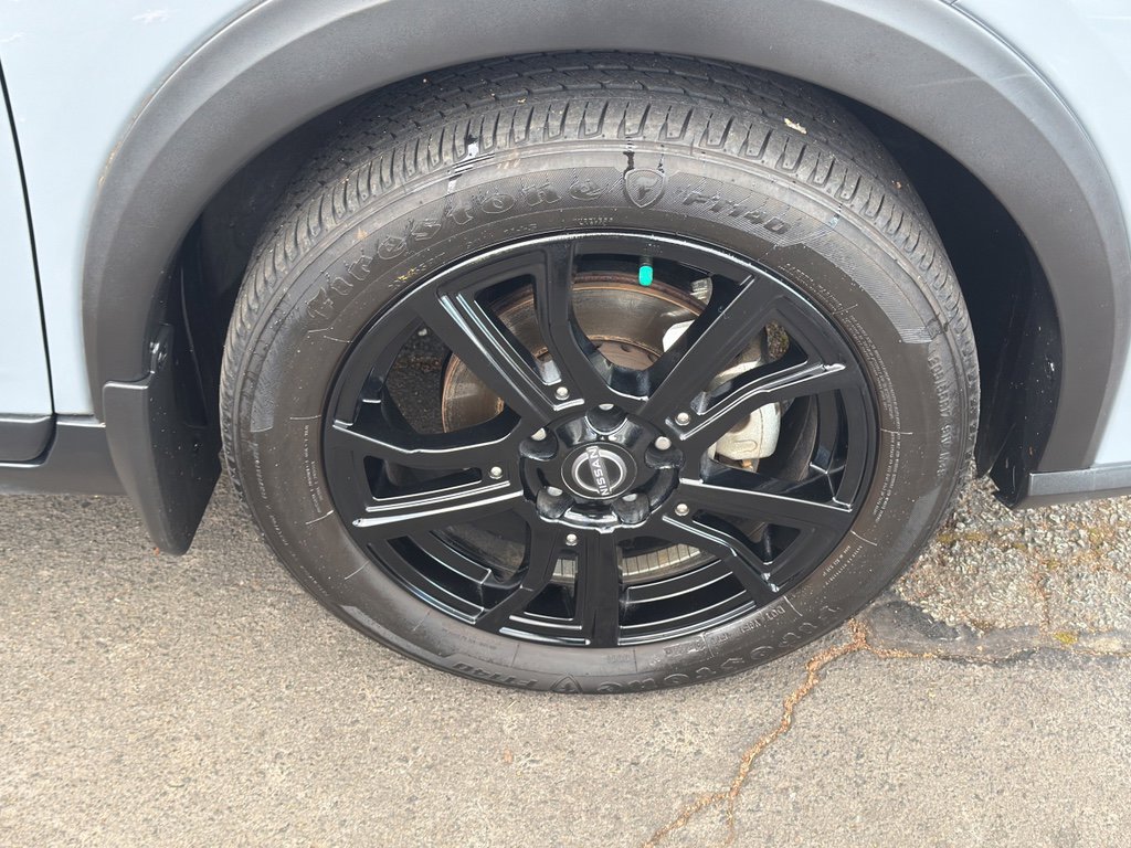 Certified 2023 Nissan Kicks SR image 9