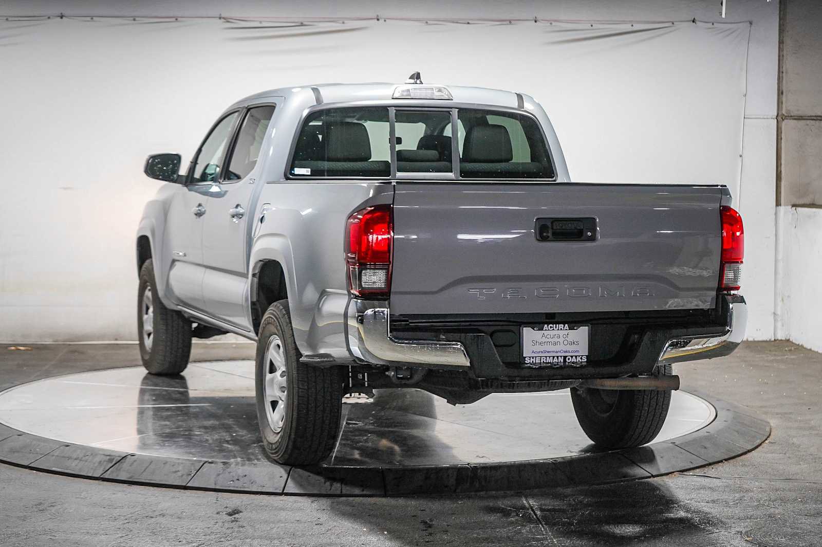 Used 2021 Toyota Tacoma SR5 image 3