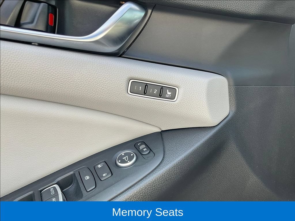 Certified 2018 Honda Accord Touring image 13