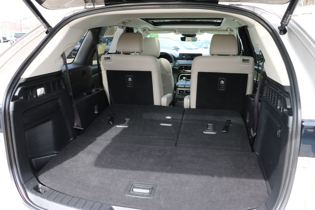 Used 2025 MAZDA CX-90 3.3 Turbo w/ Premium Sport Pkg image 7