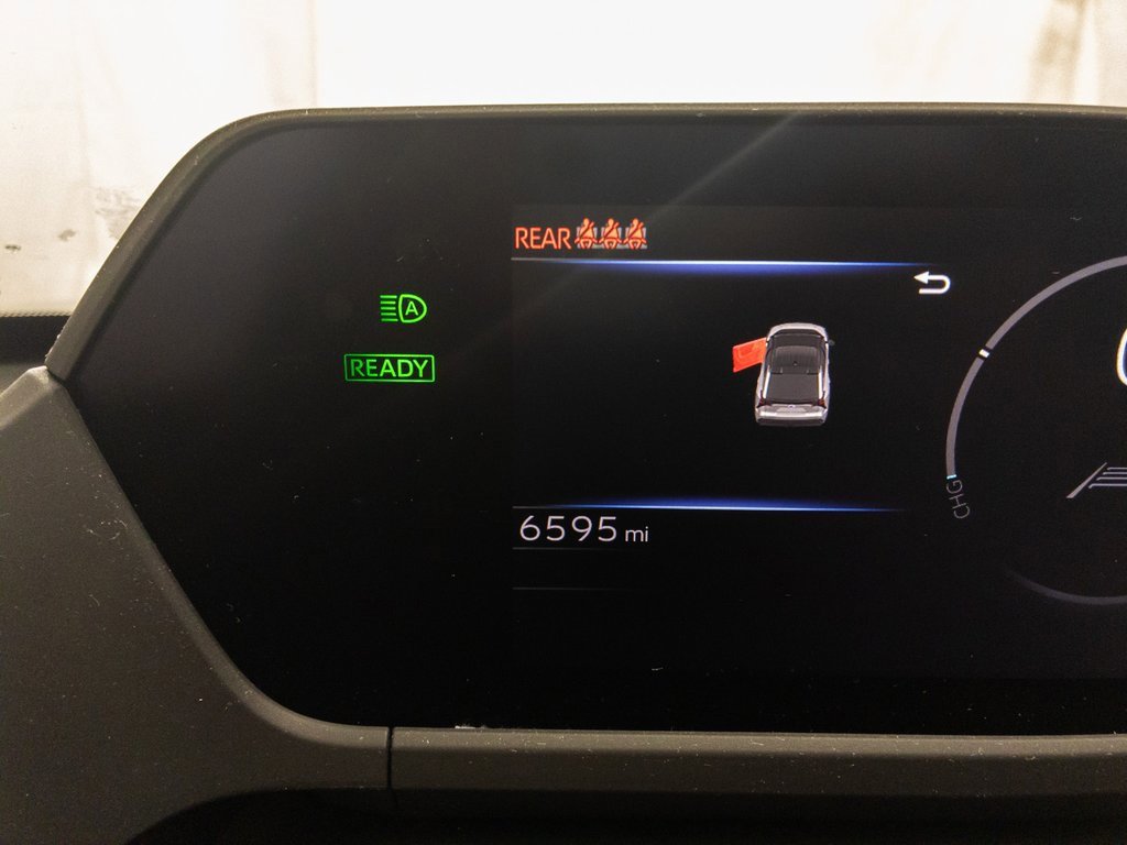 Used 2024 Subaru Solterra Limited image 18