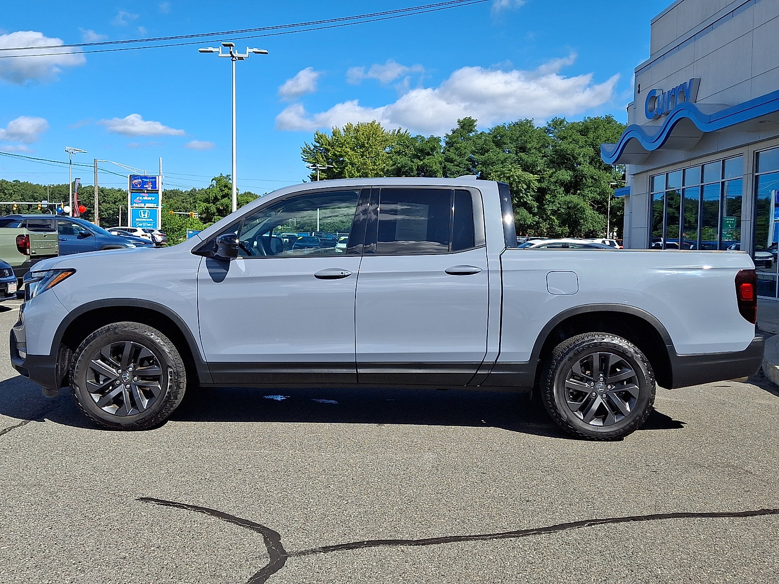 Used 2024 Honda Ridgeline Sport image 7