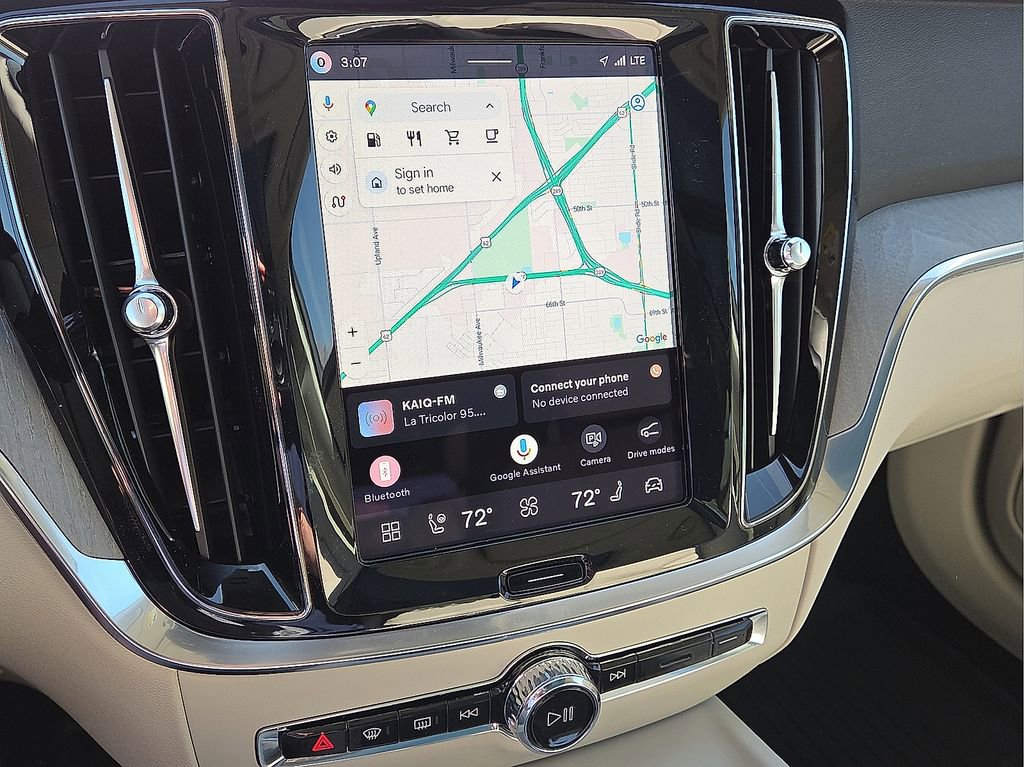 New 2026 Volvo V60 B5 Cross Country Plus w/ Protection Package Premier image 25