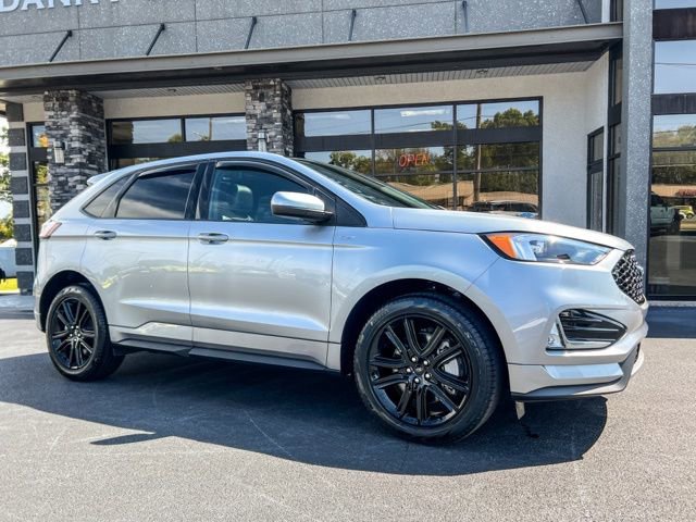 Used 2024 Ford Edge ST-Line image 13