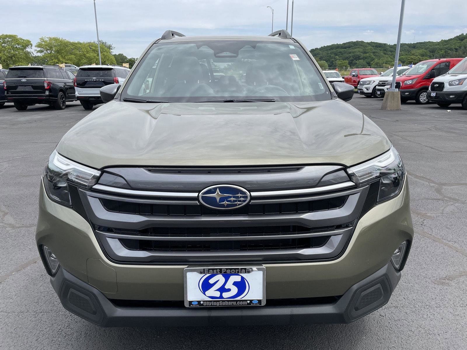 Used 2025 Subaru Forester Premium AWD/4WD image 8