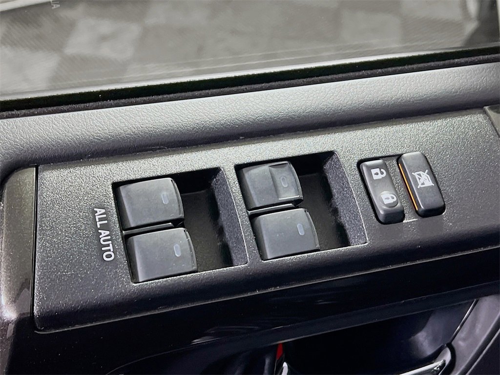 Certified 2024 Toyota 4Runner TRD Off-Road Premium image 17