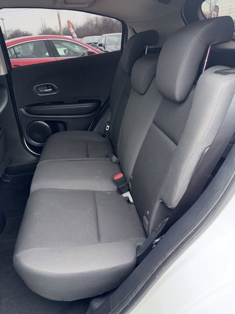 Used 2022 Honda HR-V EX image 9