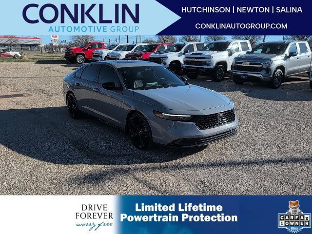 Used 2023 Honda Accord Sport image 1