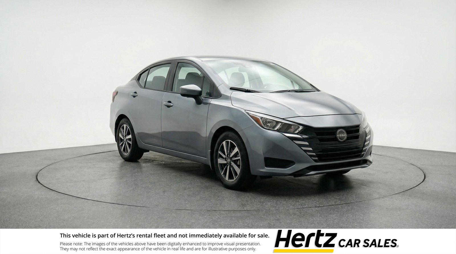 Used 2025 Nissan Versa SV image 1