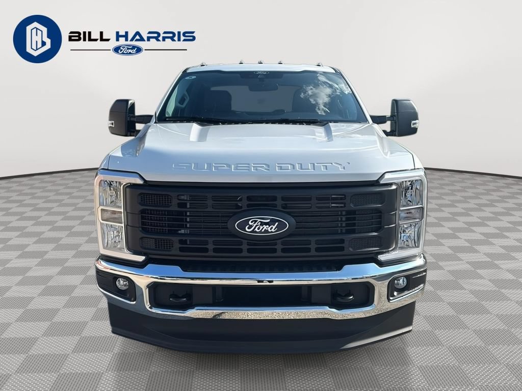 New 2027 Ford F250 XL w/ XL Chrome Package AWD/4WD image 2