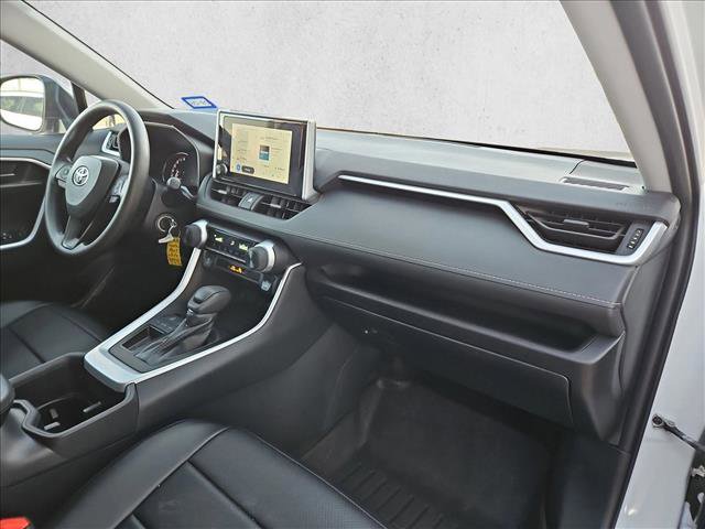 Used 2024 Toyota RAV4 LE image 21