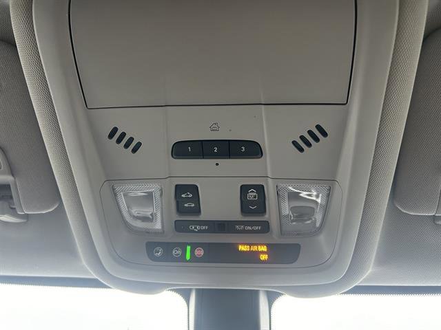 Certified 2019 Chevrolet Equinox LT w/ Sun & Navigation Package image 24