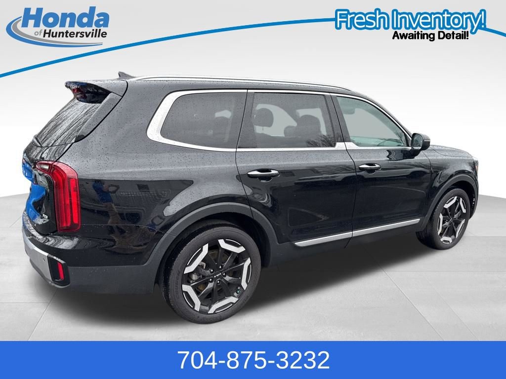 Used 2023 Kia Telluride S w/ S Sunroof Package image 9