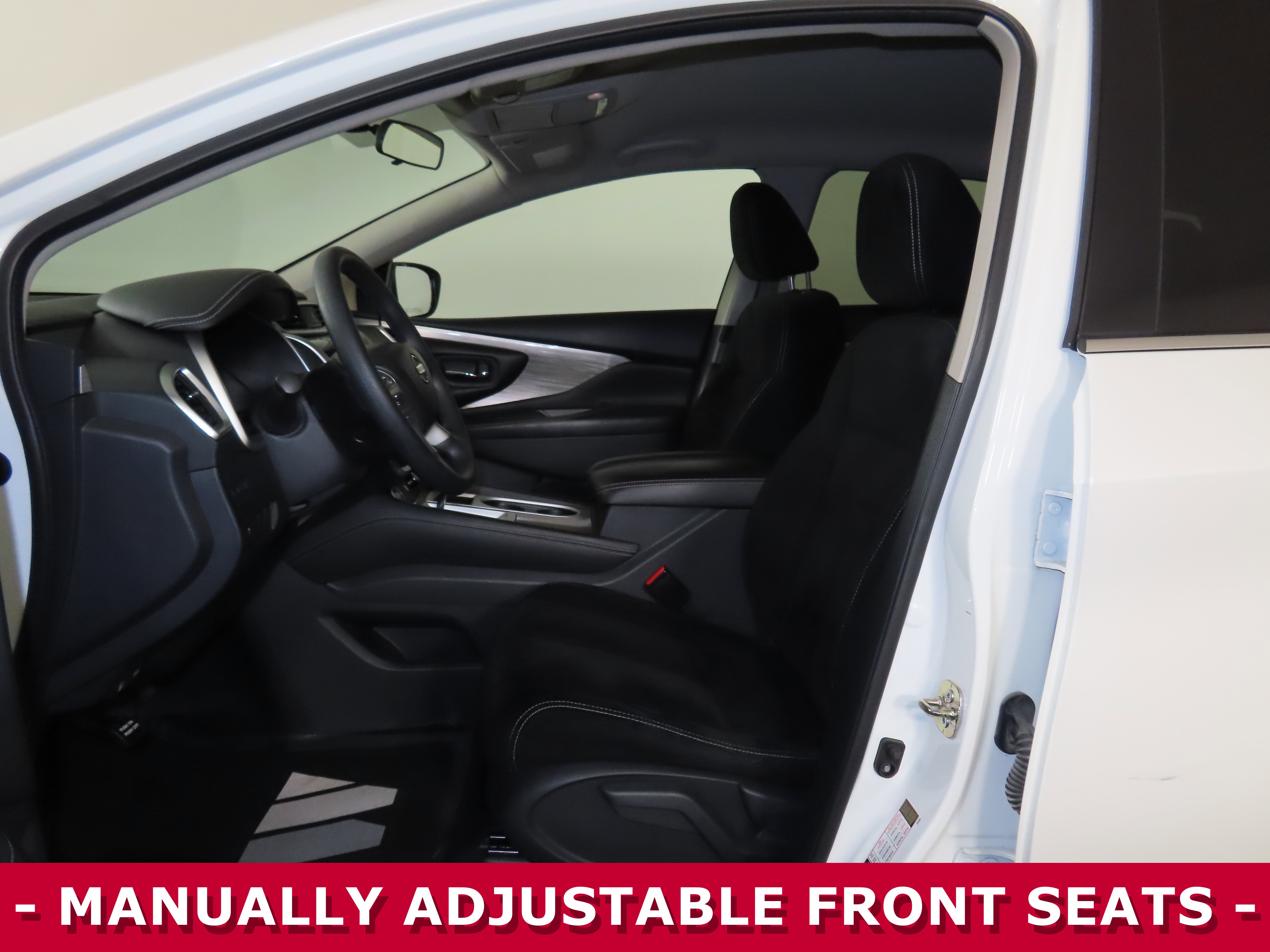 Used 2018 Nissan Murano S image 4