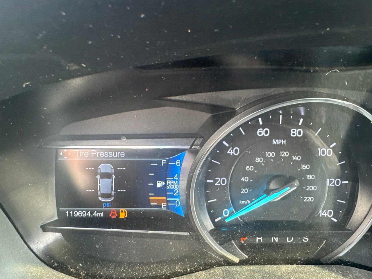 Used 2017 Ford Explorer XLT w/ Equipment Group 202A FWD image 13
