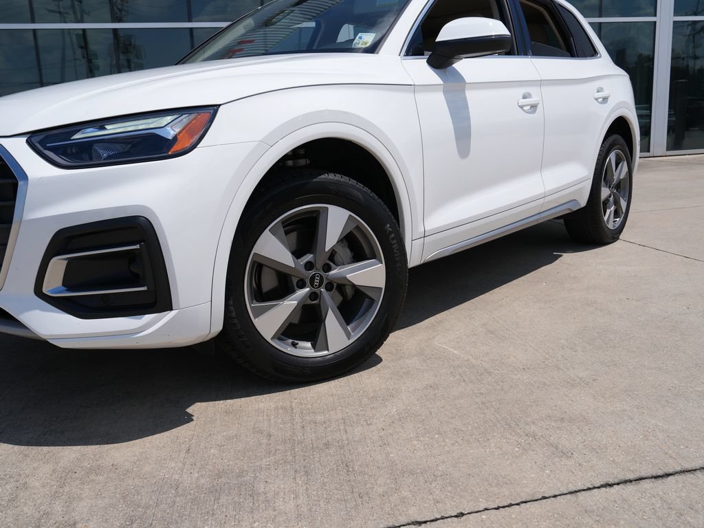 Used 2023 Audi Q5 2.0T Premium Plus w/ Premium Plus Package AWD/4WD image 9