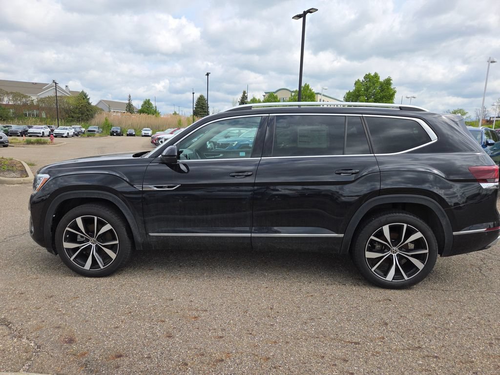 New 2026 Volkswagen Atlas SEL Premium R-Line AWD/4WD image 7