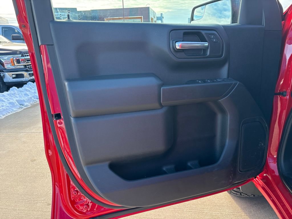 Used 2025 Chevrolet Silverado 1500 Custom Trail Boss image 13