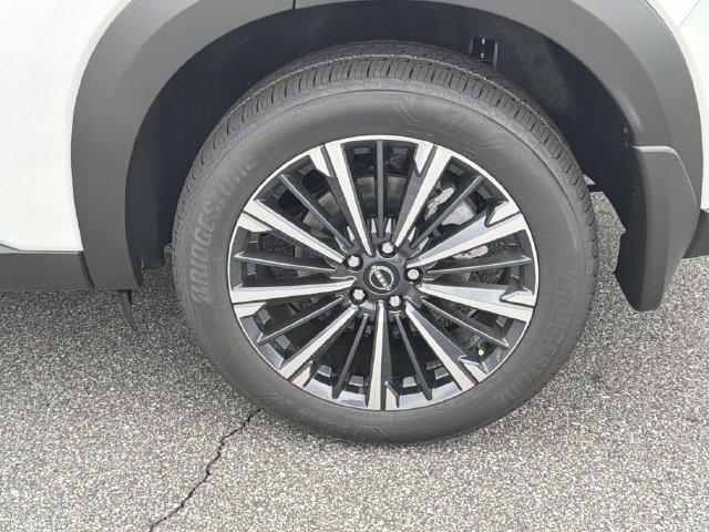 New 2026 Nissan Pathfinder Platinum AWD/4WD image 23
