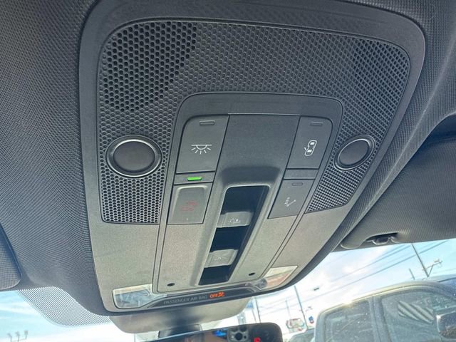 Used 2023 Audi Q3 2.0T Premium image 32