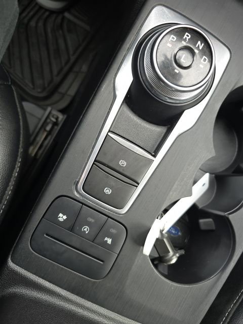 Certified 2022 Ford Escape Titanium AWD/4WD image 21