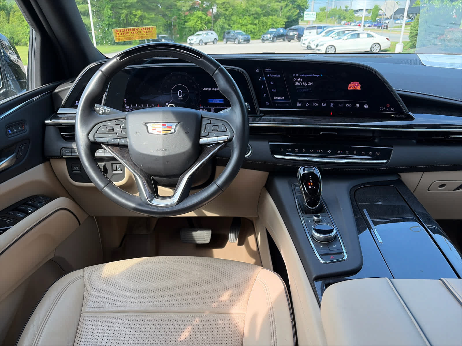 Used 2023 Cadillac Escalade Premium Luxury w/ LPO, Radiant Package AWD/4WD image 12