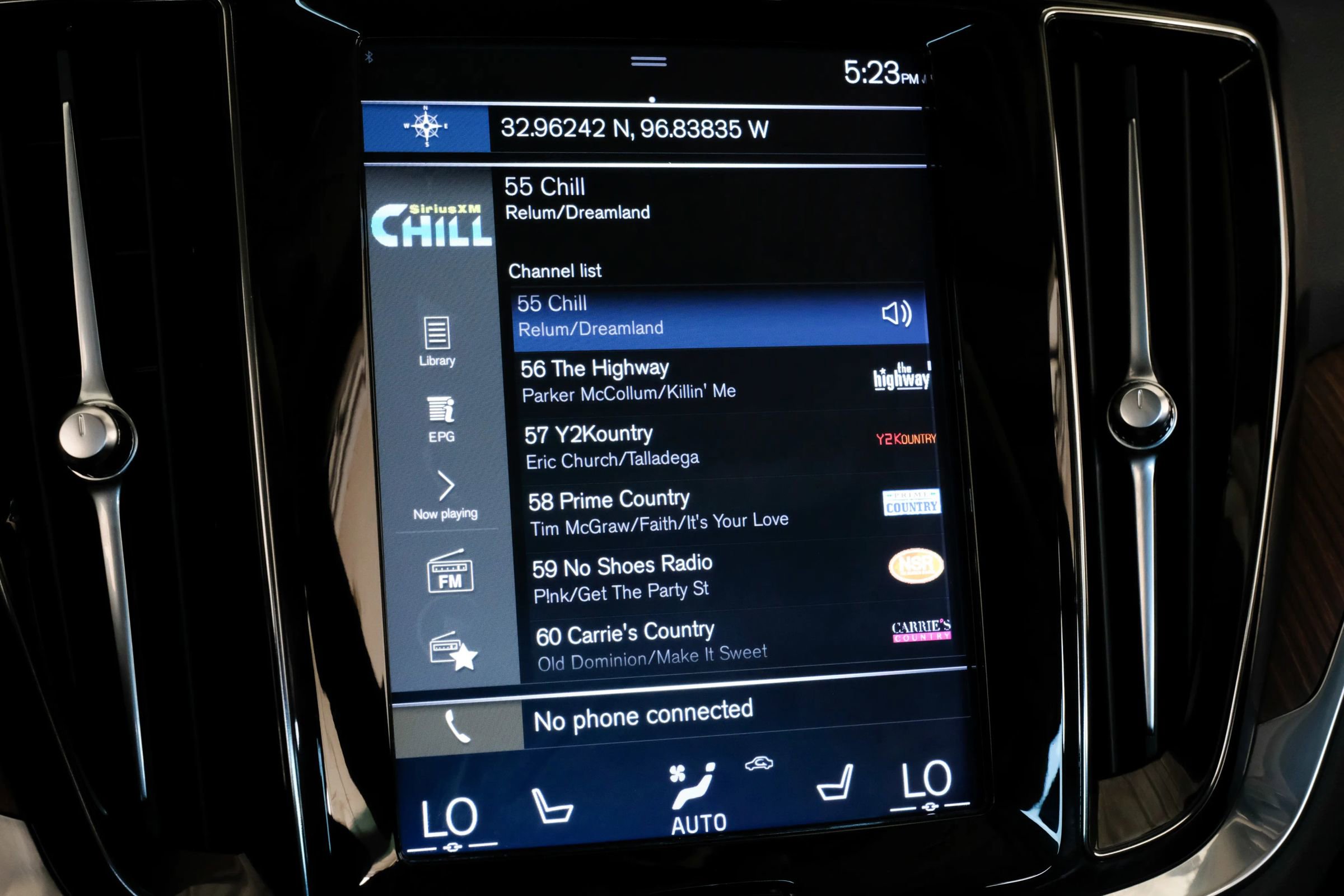 Used 2020 Volvo S60 T5 Momentum image 26