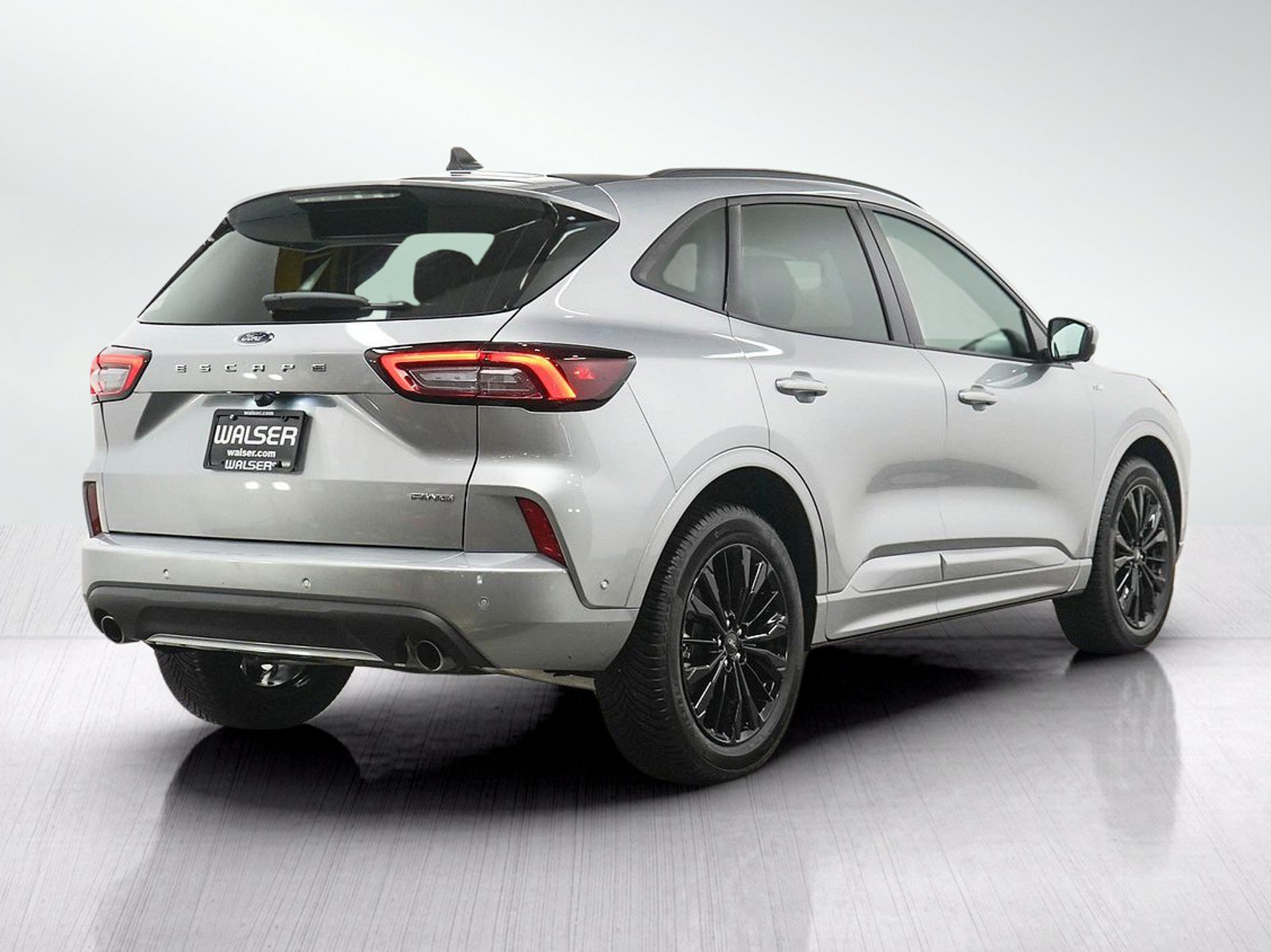 Used 2023 Ford Escape ST-Line Elite w/ Premium Technology Package AWD/4WD image 5