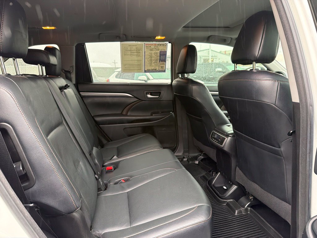 Used 2018 Toyota Highlander Limited AWD/4WD image 15