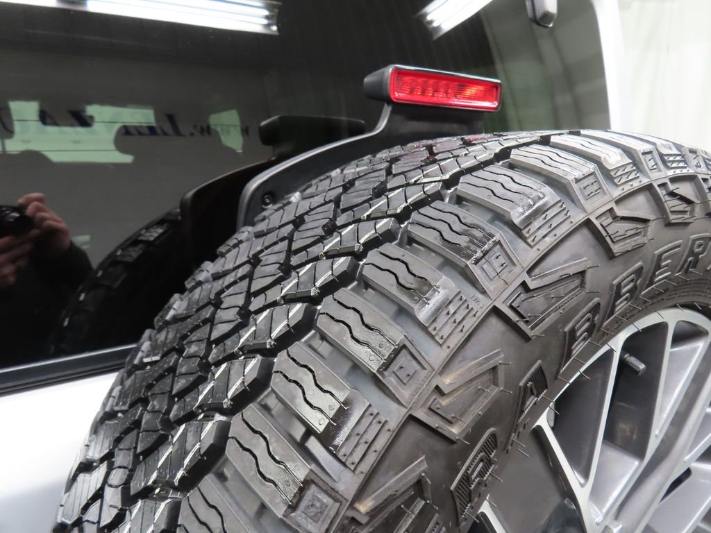 Used 2024 Jeep Wrangler High Altitude image 36