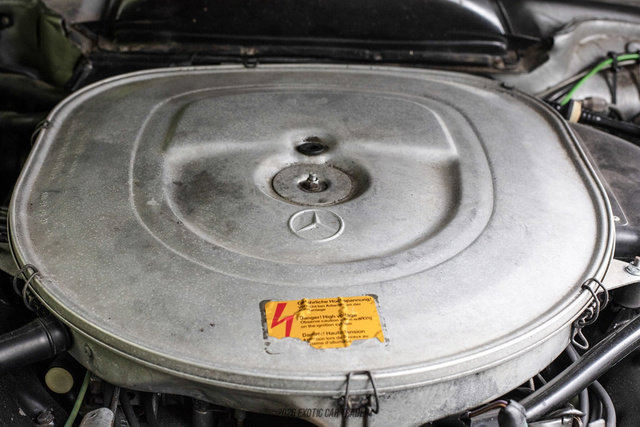 Used 1987 Mercedes-Benz 560 SL image 17