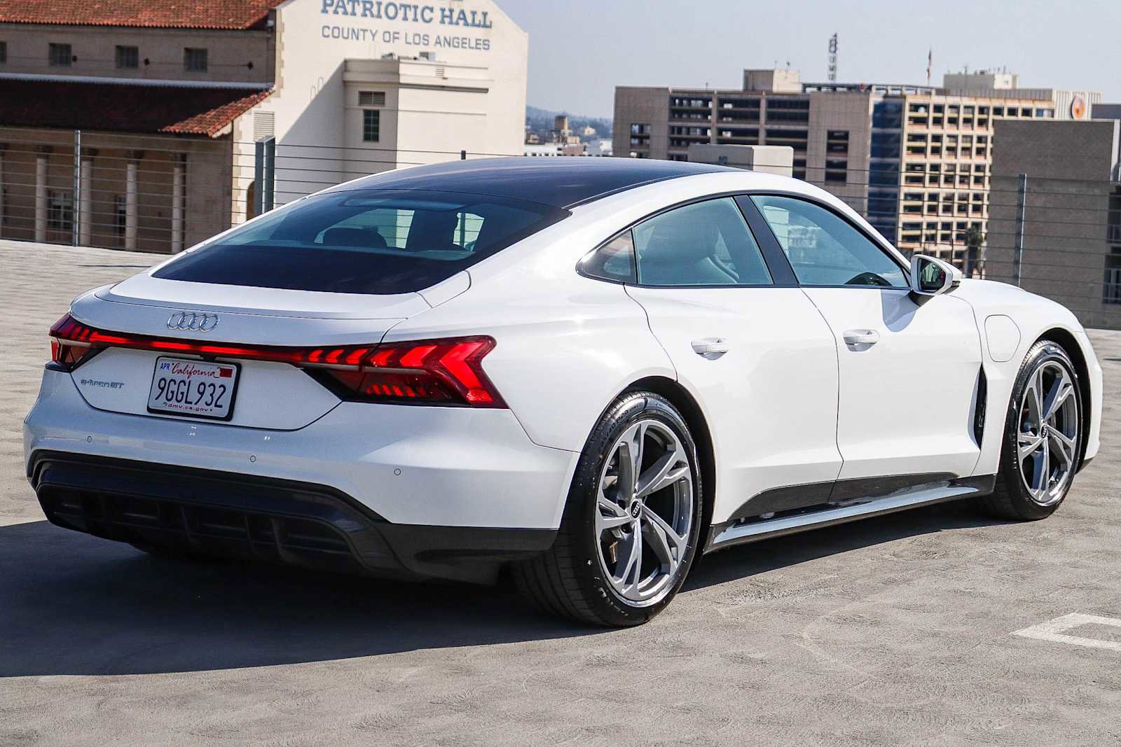 Used 2022 Audi e-tron GT Premium Plus image 4