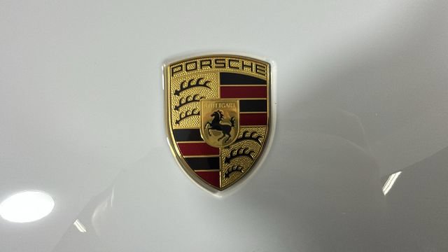 Used 2024 Porsche Cayenne AWD/4WD image 8