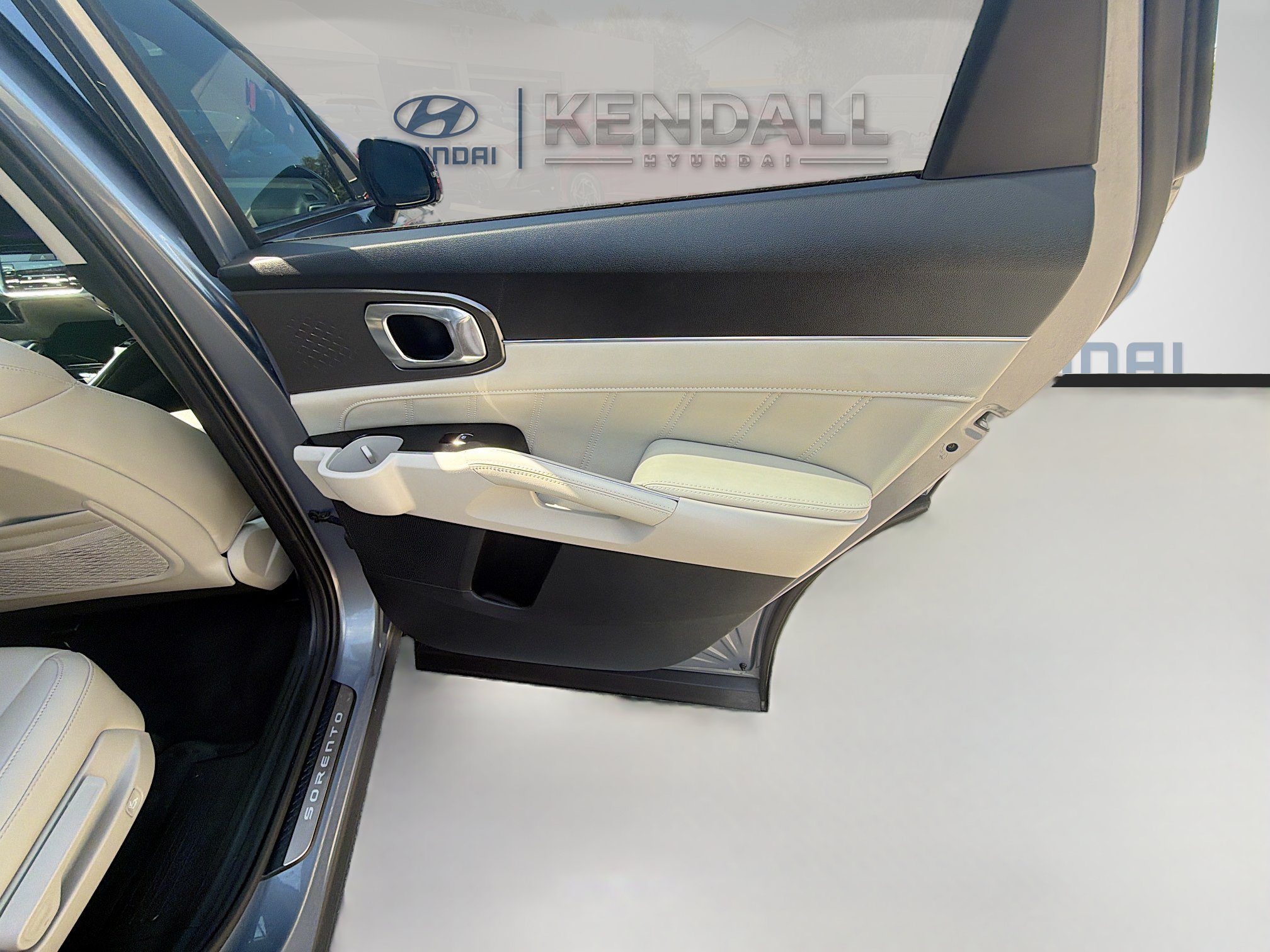 Used 2023 Kia Sorento SX FWD image 28