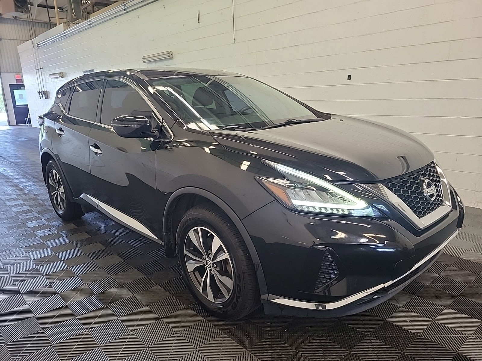 Used 2019 Nissan Murano S AWD/4WD image 4