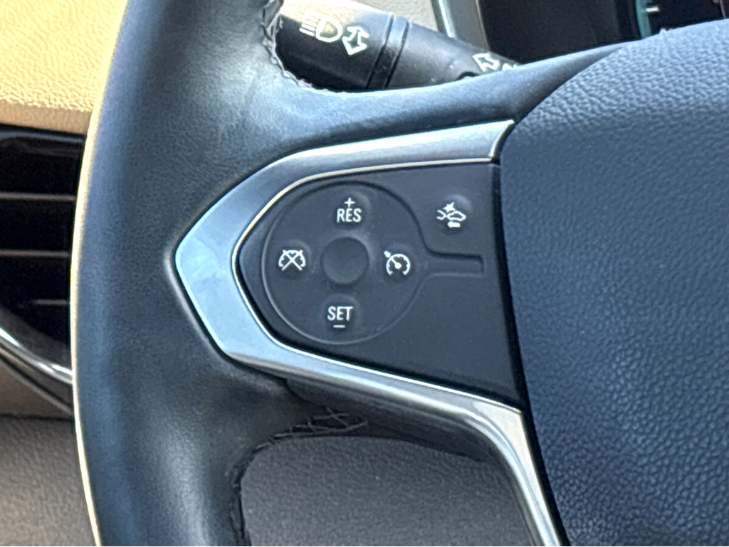 Used 2023 Chevrolet Traverse LT image 13