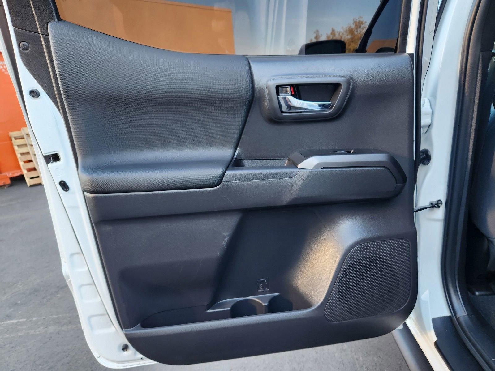 Used 2023 Toyota Tacoma TRD Sport w/ Black Out Package (TMS) image 48