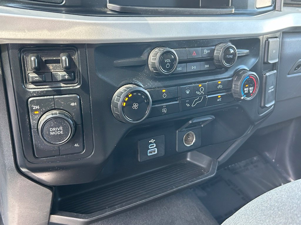 Used 2025 Ford F250 XLT AWD/4WD image 38