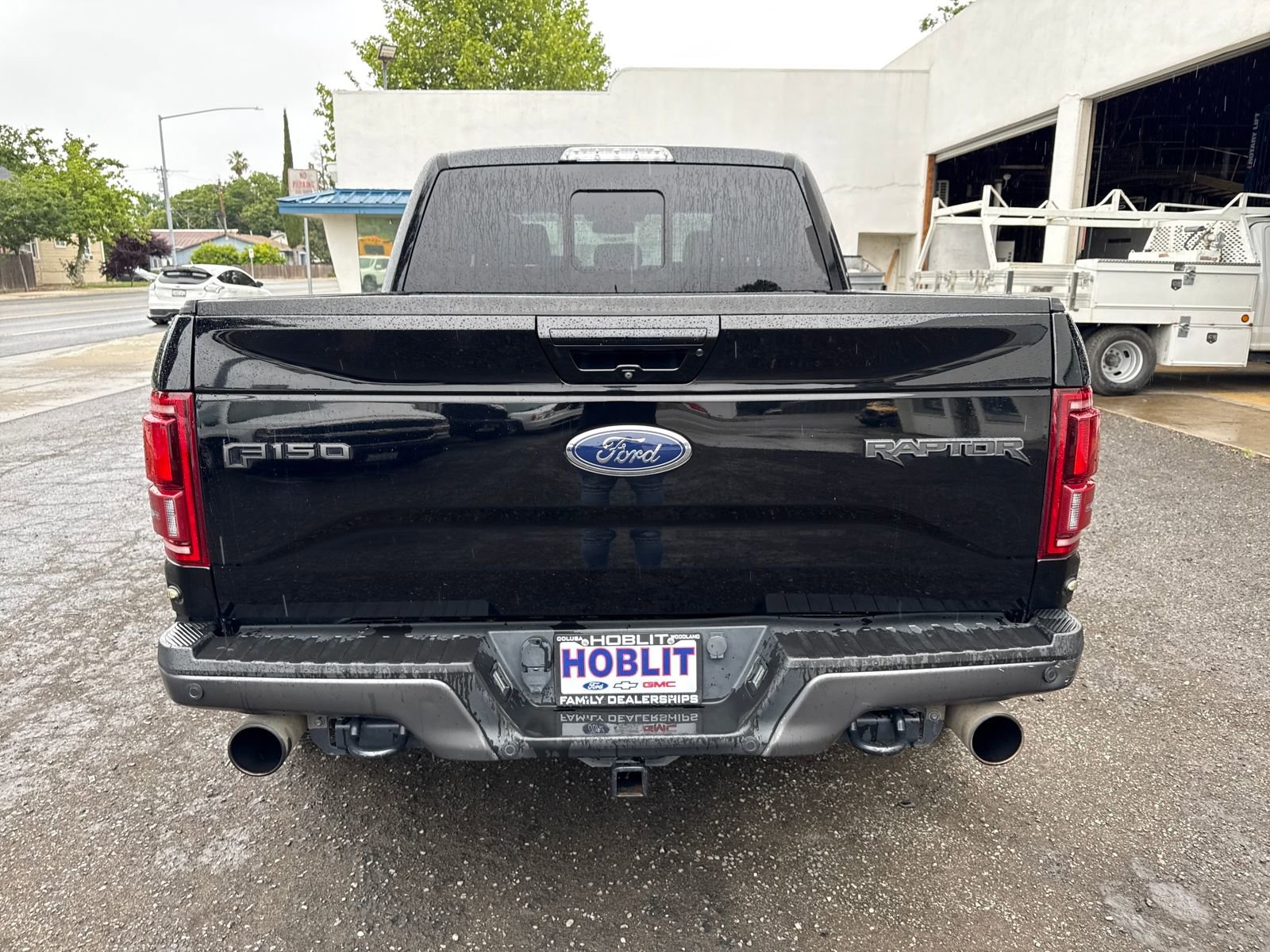 Used 2017 Ford F150 Raptor w/ Equipment Group 802A Luxury AWD/4WD image 4