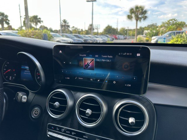 Used 2022 Mercedes-Benz GLC 300 4MATIC image 32